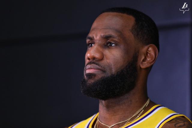 NBA助攻壮举：哈利伯顿如何在零失误中脱颖而出